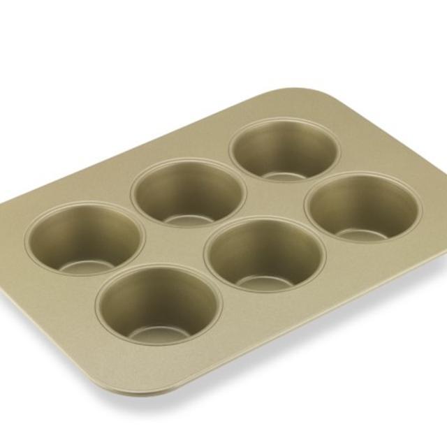 Williams-Sonoma Goldtouch® Nonstick Large Muffin Pan, 6-Well