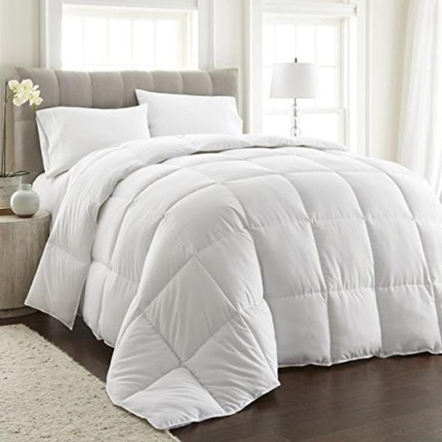 Chezmoi Collection White Goose Down Alternative Comforter, Full/Queen with Corner Tab