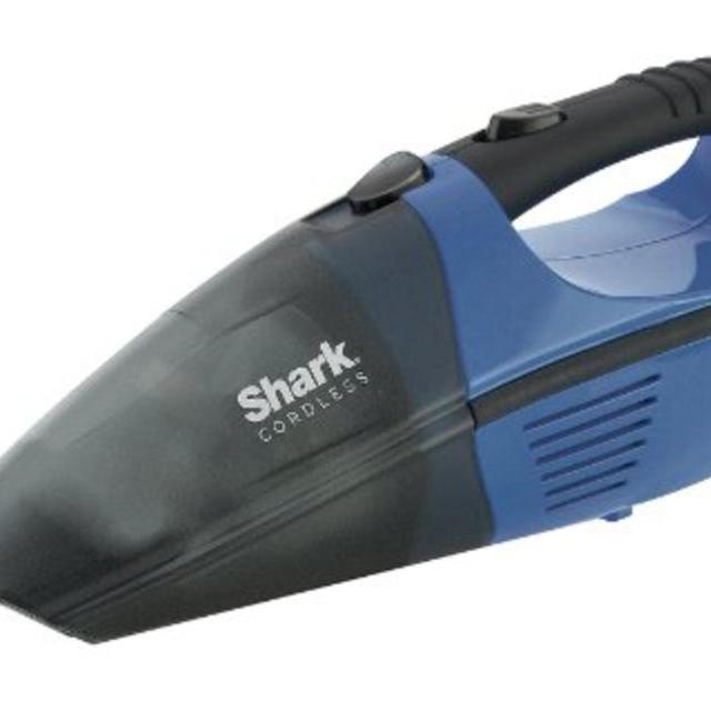 Shark Cordless Pet Perfect Hand Vac (SV75Z)