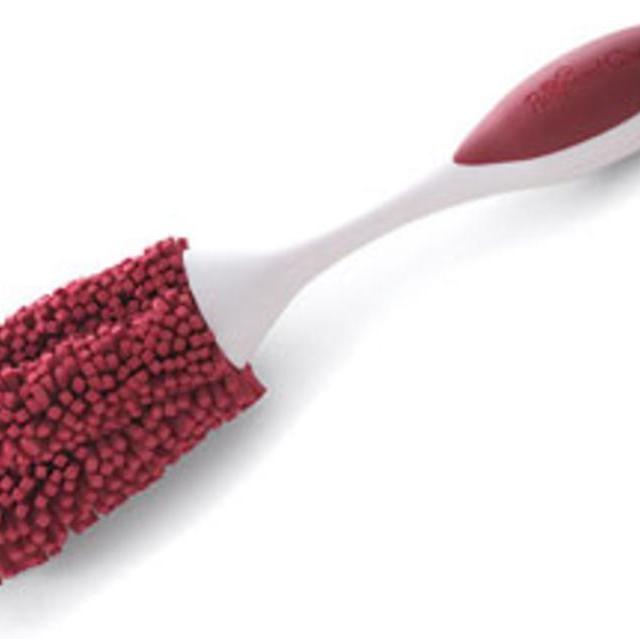 Glass-Cleaning Brush