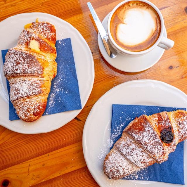 Breakfast for 2 in Italy