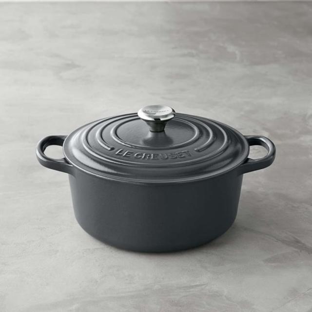 Le Creuset Signature Cast-Iron Round Dutch Oven, Anchor Grey, 3 1/2-Qt.