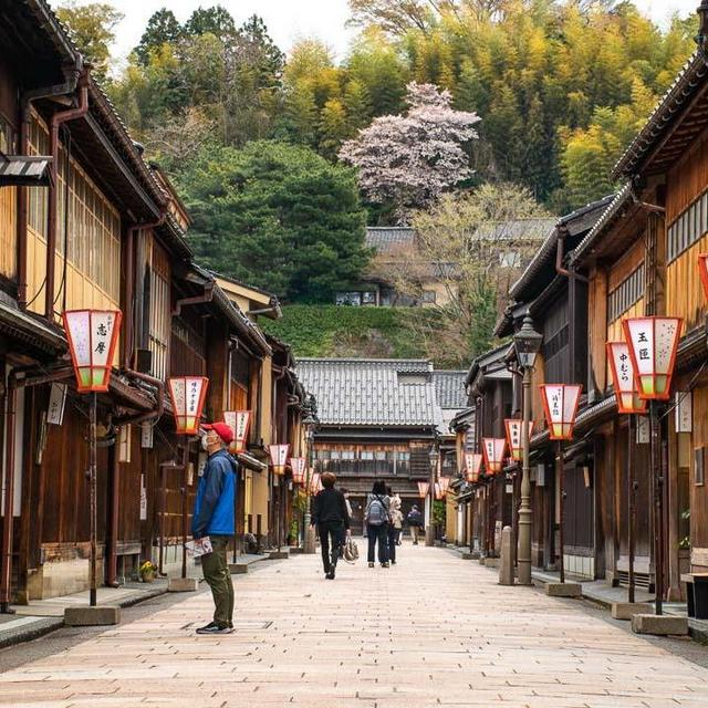One Night Hotel Stay in Kyoto