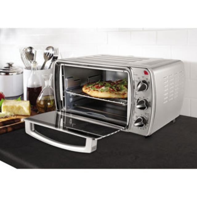 Oster® 6-Slice Convection Countertop Oven