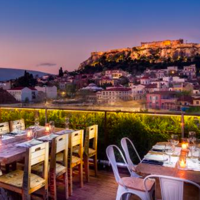 Rooftop Cocktails and the Acropolis at 360