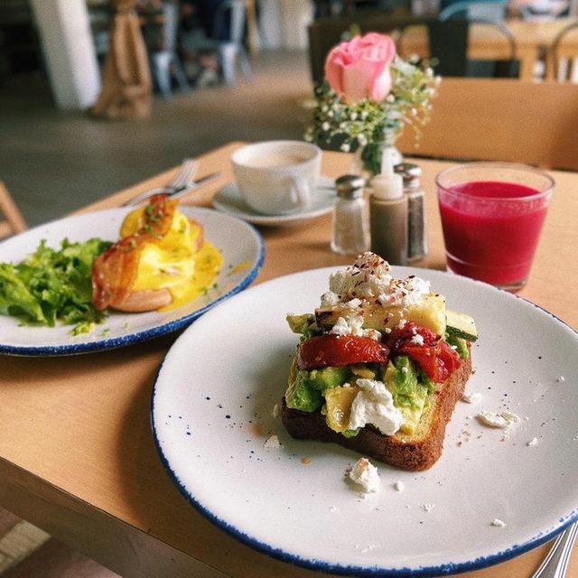 Breakfast at Lara + Luca