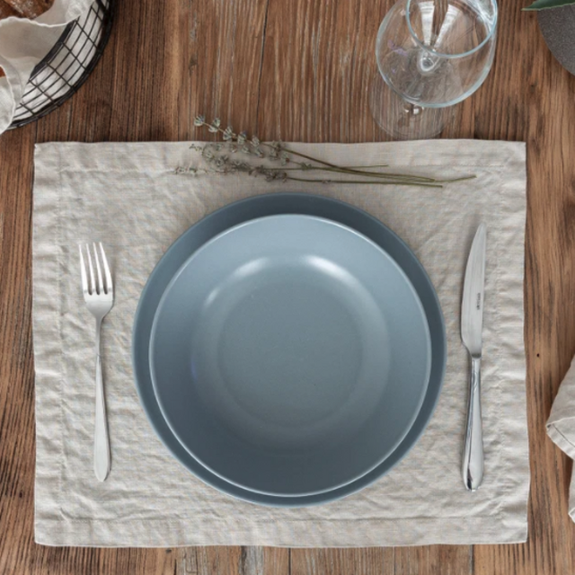 Linen Placemats (Northlinen via Etsy)
