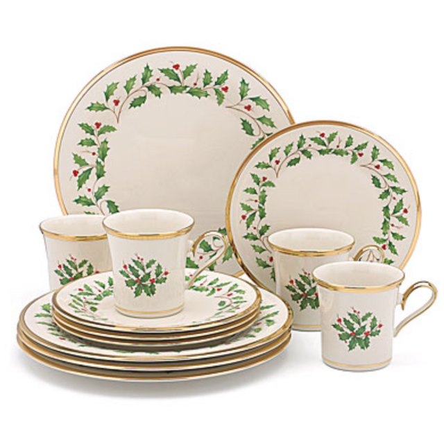 Lenox Holiday 12 Piece Dinnerware Set