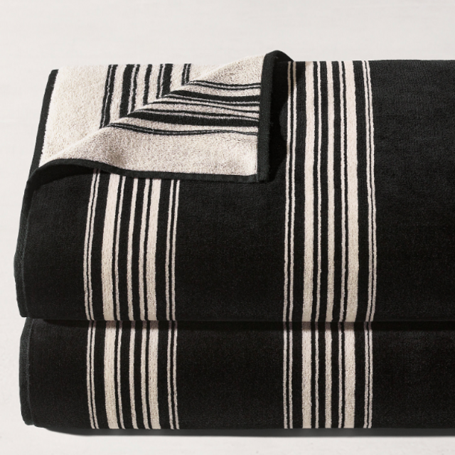 DIAMOND GEO STRIPE BEACH TOWEL