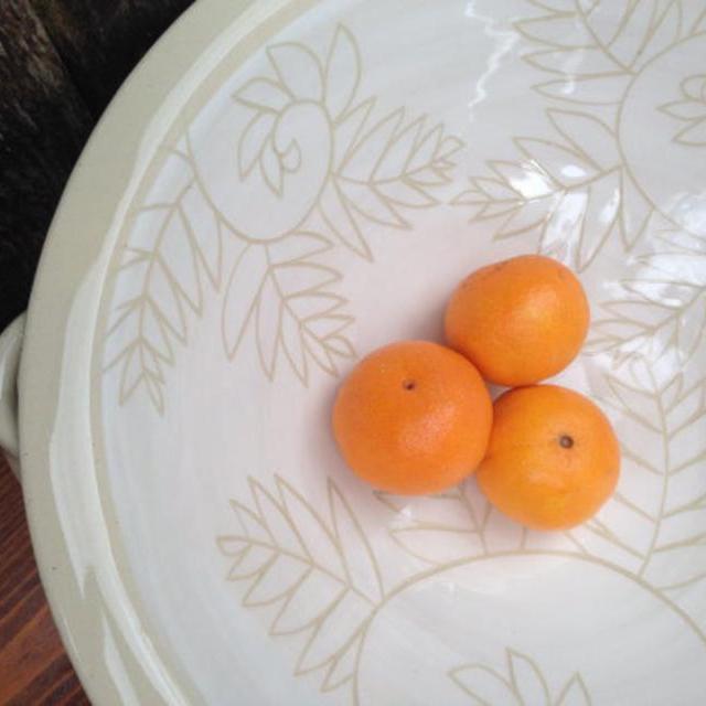 White Fern Serving Bowl with Handles