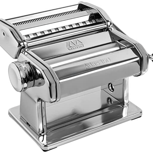 MARCATO Atlas 150 Pasta Machine, Made in Italy, Includes Cutter, Hand Crank, and Instructions, 150 mm, Stainless Steel