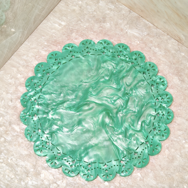 Edie Parker Medium Acrylic Doily Tray