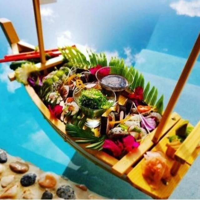 Honeymoon In Room Floating Sushi Boat