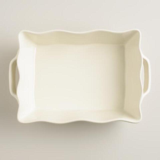 Medium Ivory Ceramic Baker