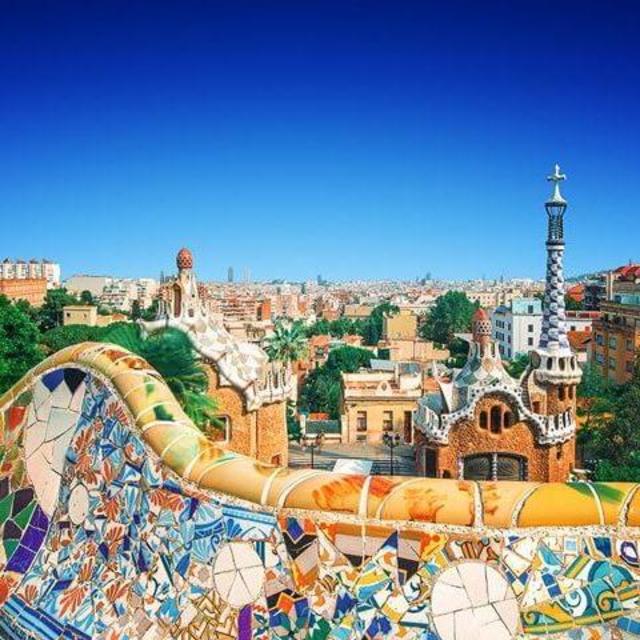 Roundtrip flights to Barcelona