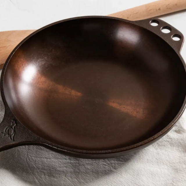 Smithey Cast Iron Chef Skillet (No. 8)