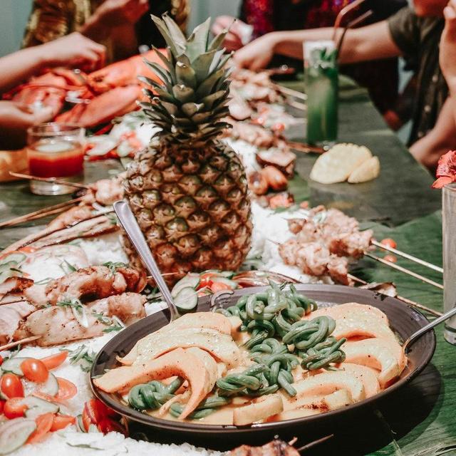 Kamayan Feast at Tanam