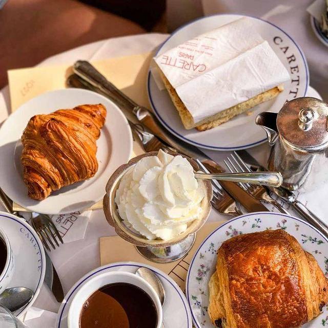 Breakfast in Paris