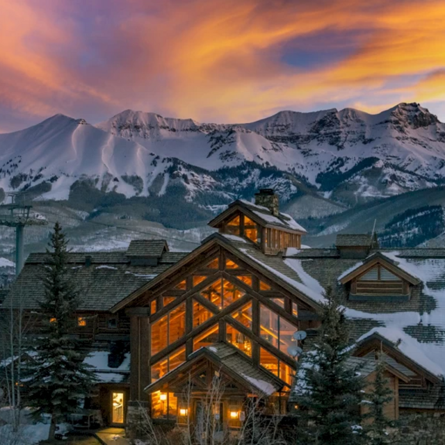 Honeymoon Resort