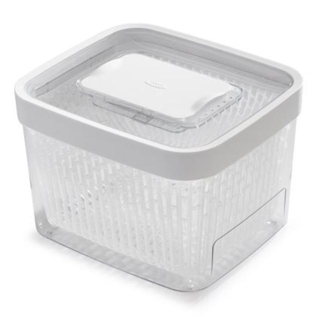 OXO 4.3 qt Greensaver Produce Keeper