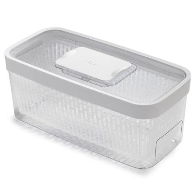 OXO 1.6 Qt GreenSaver Produce Keeper