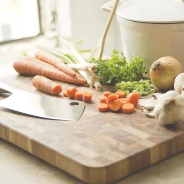 Ironwood Gourmet, Acacia Wood, 20-inch by 14-inch by 1.25-inch Large End Grain Prep Station