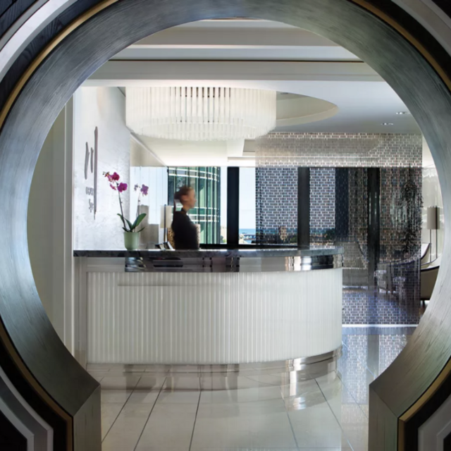 Chuan Spa "mini-moon" massages