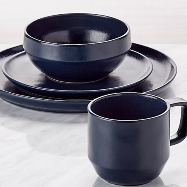 Visto 4-Piece Navy Stoneware Dinnerware Set