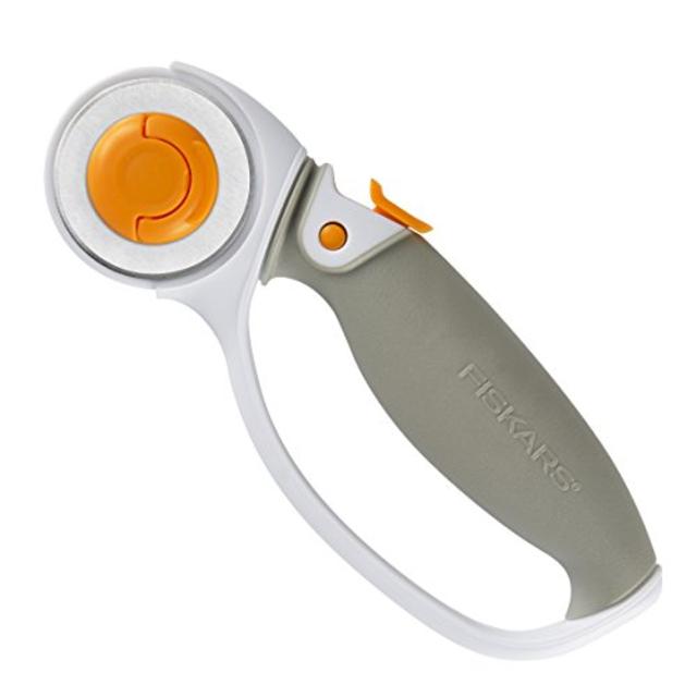 Fiskars 45mm Contour Rotary Cutter (195210-1001)