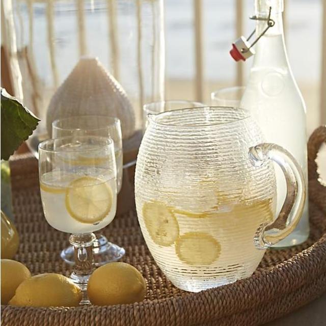 Pino IVV Pitcher