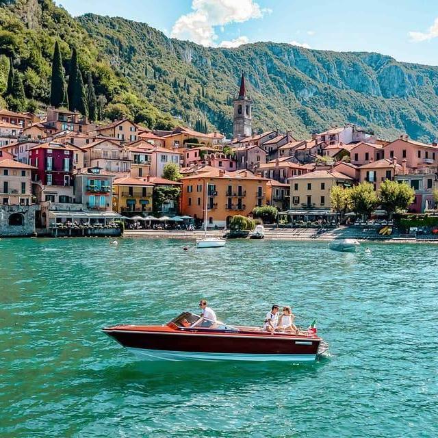 Lake Como Boat Tour