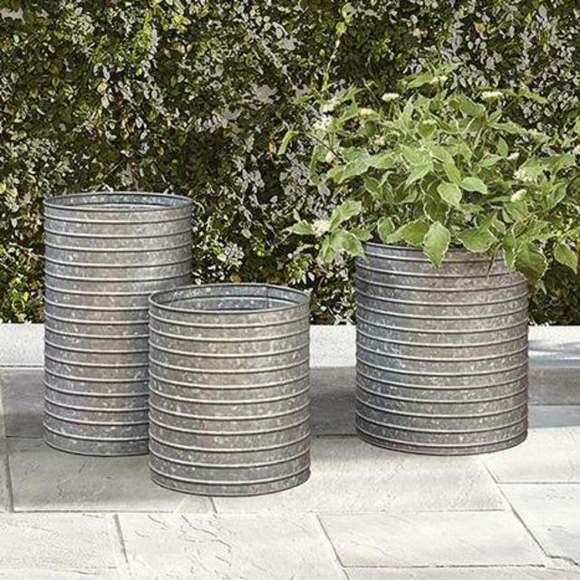 Ribbed Galvanized Metal Planter