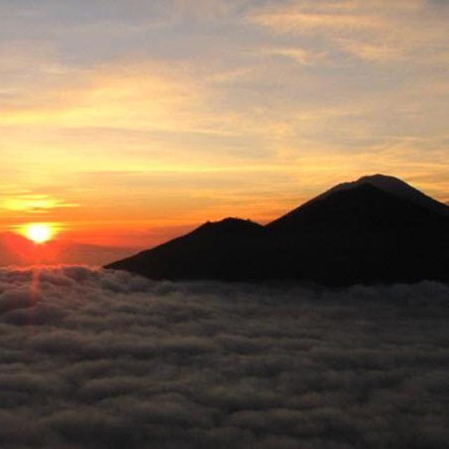Bali - Mount Batur Sunrise Trekking Tour