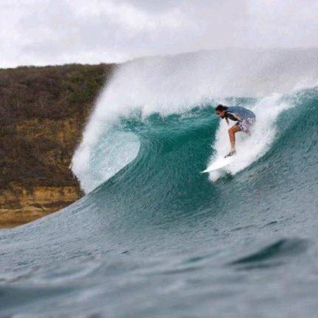 Lombok - Surf Lessons with Lombok School of Surfing