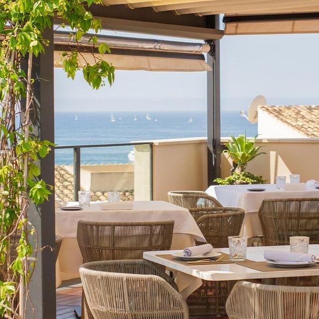 Seaside dinner in Palma de Mallorca