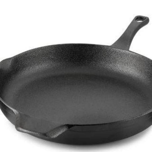 Calphalon® Pre-Seasoned Cast Iron 12-Inch Skillet