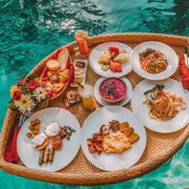 Romantic Honeymoon Meals