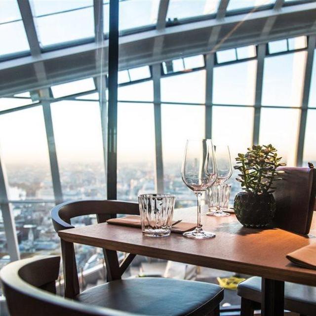 Brunch at Darwin | Sky Garden in London