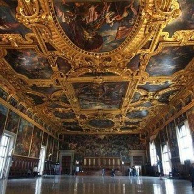 Guided Tour to Doge's Palace & St. Mark's Basilica!