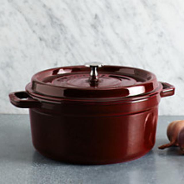Staub Round Cocotte, 7 Quart
