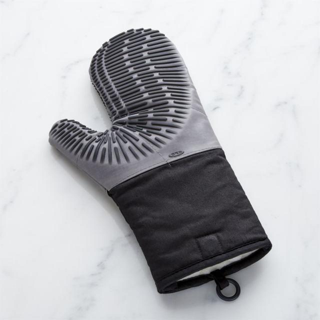 OXO ® Silicone Oven Mitt