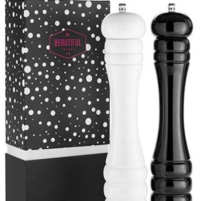 Salt and Pepper Grinder Set