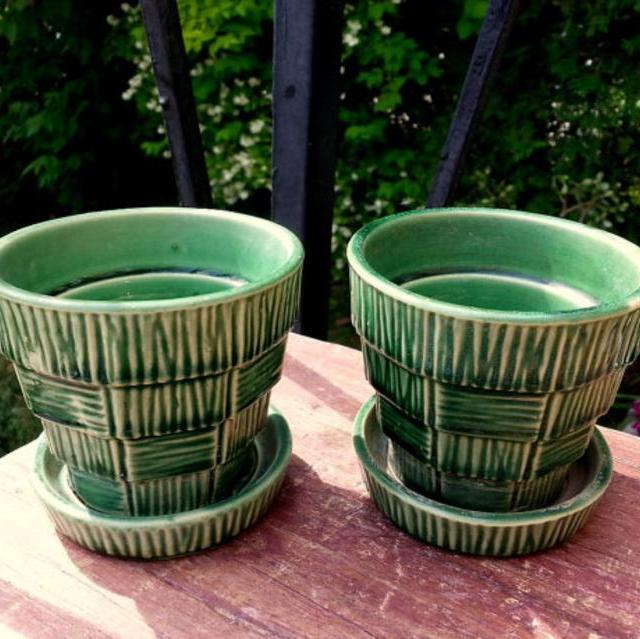 SALE 15% OFF, McCoy Miniature Planters, Sold as set of 2, Vintage planters, 1950s, Basket Weave