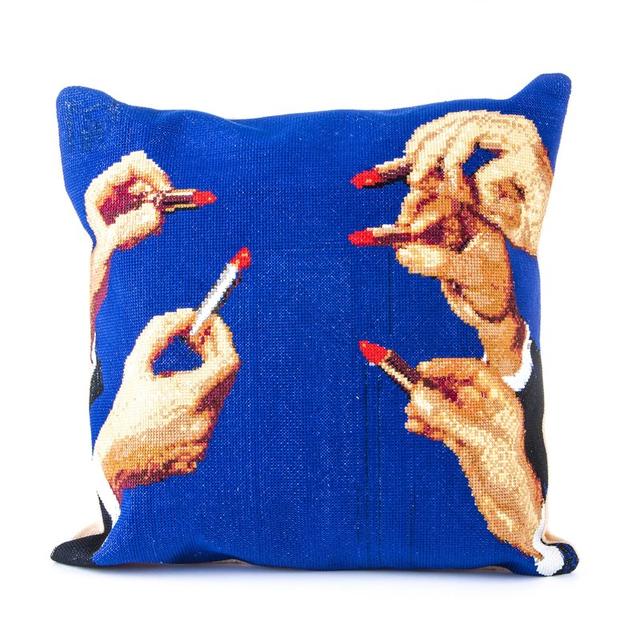 Lipstick Cushion