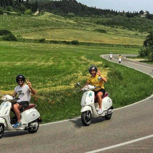 Tuscan Vespa Tour