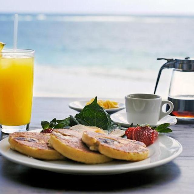 Ocean-Front Newlywed Breakfast