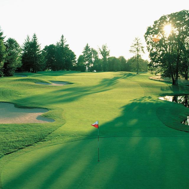 Mr. & Mrs. Flewellen's First Married Golf Round