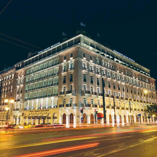 1 Night at the Hotel Grande Bretagne in Athens, Greece