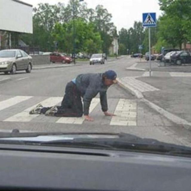 Creepy Crawly Pub Crawl