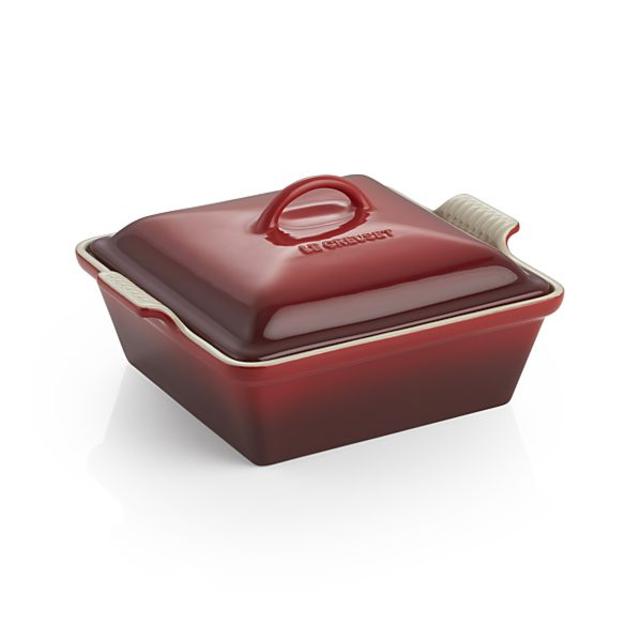Le Creuset ® Heritage Covered Square Cherry Red Baking Dish